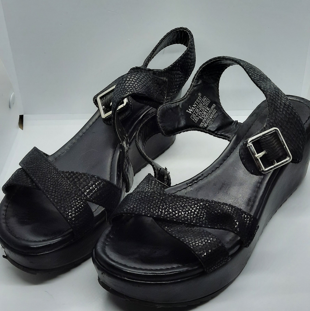 Flatform Sandles